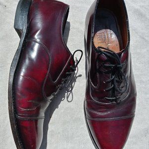 Johnston and Murphy Size 9D Men's Shoes